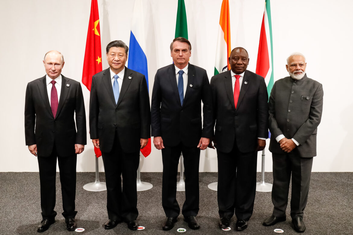 Les BRICS : Émergence d’un nouvel ordre mondial et défis de la multipolarité