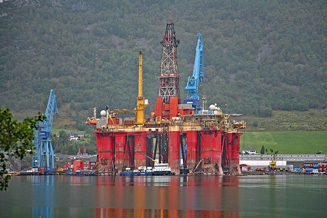 An Energy Paradox: Norway’s Relationship with Crude Oil