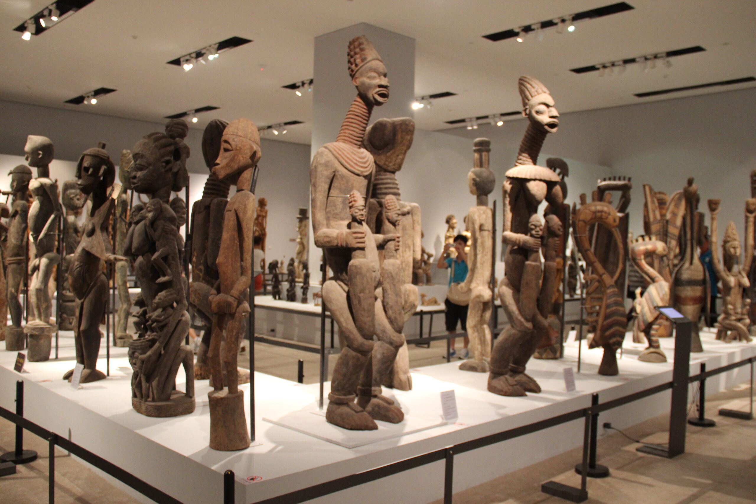 De la Mémoire à l’Avenir : L’Importance du Patrimoine Culturel dans le Développement