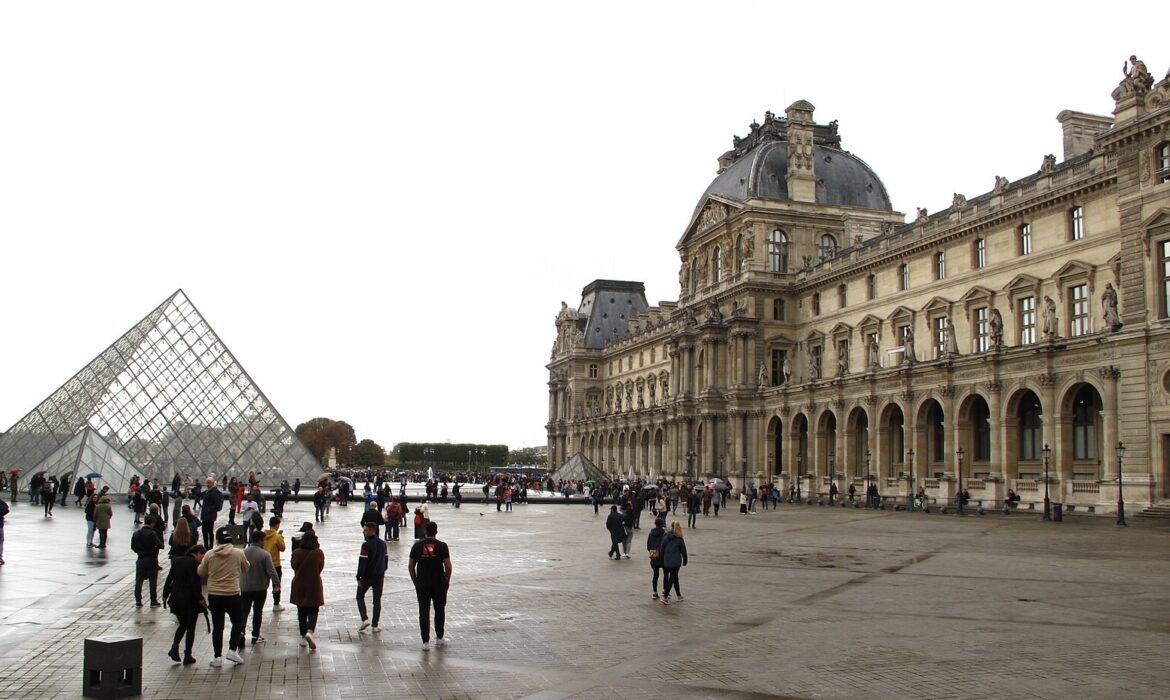 The Art of Theft: What the Louvre Robbery Reveals About French Art Myths